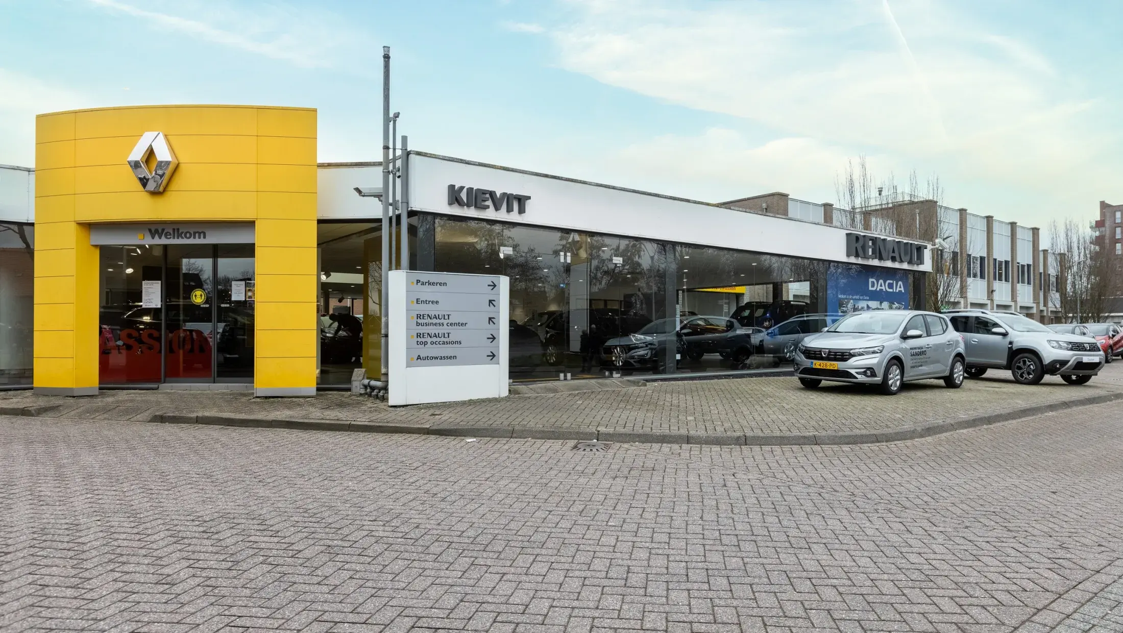 AutoKievit Hellevoetsluis pand