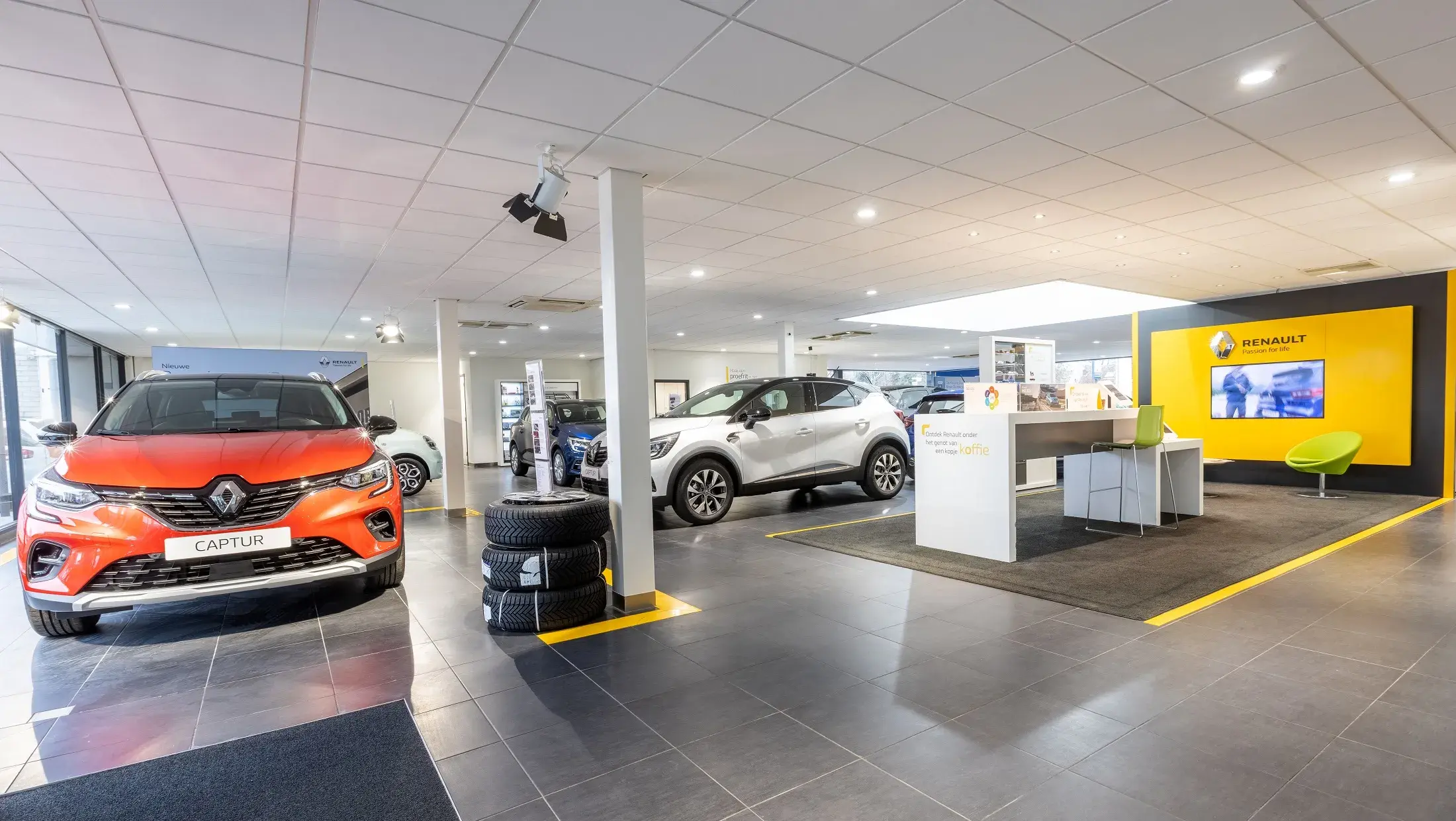 AutoKievit Hellevoetsluis showroom