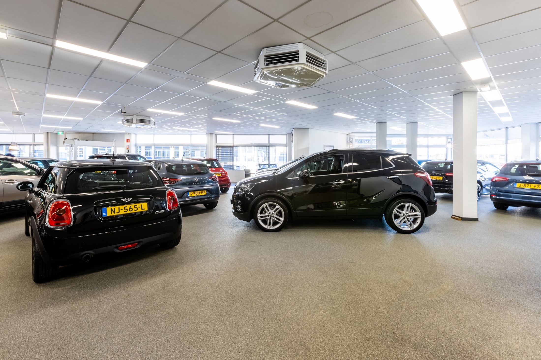 AutoKievit Rotterdam showroom