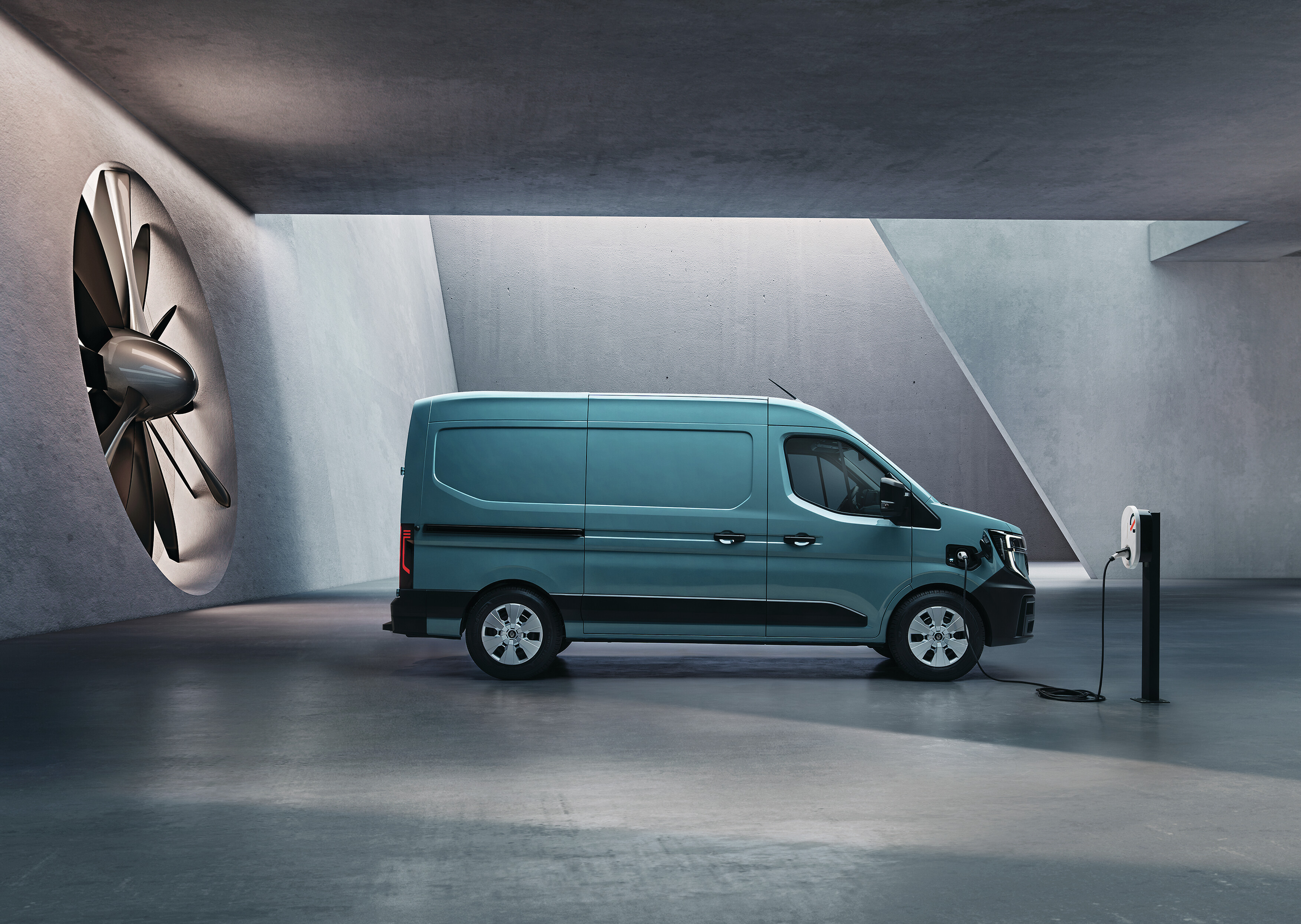 Renault Master E-Tech electric 2024 